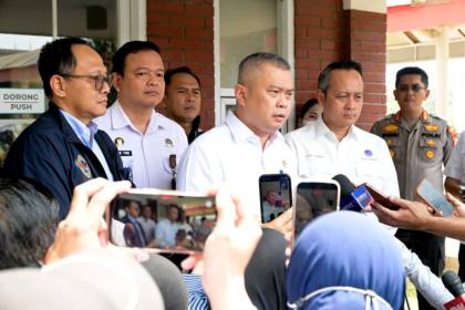 Erupsi GAK, Menhub: 4 layanan penerbangan beralih ke Bandara Kertajati