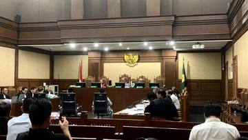 Saksi Akui Diperintah Pejabat Bea Cukai Jadi Perantara Titipan Rp 1,8 M