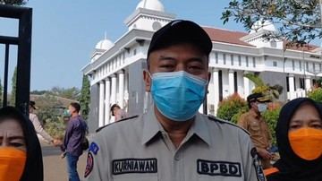 BPBD Ungkap Hujan Abu Vulkanik Anak Krakatau di Pandeglang Mulai Berkurang