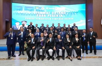 Wamendagri Wiyagus Tekankan Kepemimpinan Holistik bagi Kepala Daerah