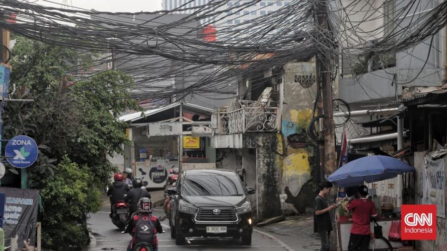 Target Besar Pramono: Jakarta Bebas Kabel Semrawut dalam 5 Tahun