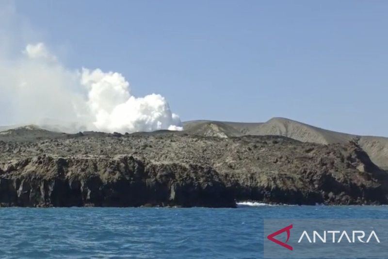 BMKG: Aktivitas Anak Krakatau tak picu anomali gelombang Selat Sunda