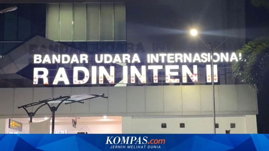 Abu Vulkanik Anak Krakatau Selimuti Lampung, Penumpang Cemas Tak Bisa Terbang ke Jakarta