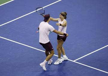 Pasangan Karolina Muchova Jakub Mensik Juarai Ganda Campuran US Open 2026