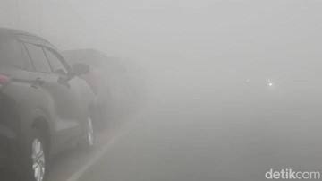 Asap Pekat Selimuti Kotawaringin Barat, Warga: Seperti Hidup di Atas Awan
