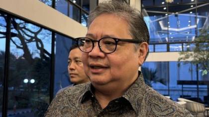 Airlangga Soroti Inklusi Keuangan Syariah yang Baru 13 Persen