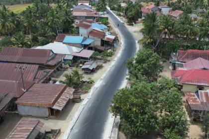 Pemprov Sulsel tangani ruas Ujung Lamuru yang selama 4 tahun berdebu