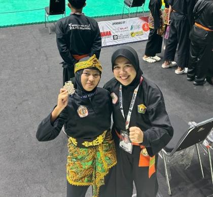 Atlet Tapak Suci Sultra Raih Emas di Bandung Open Tournament Pencak Silat | LPP RRI