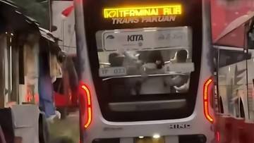 Viral Biskita Oleng di Jalan Rusak Terminal Baranangsiang, Ini Kata Walkot Bogor