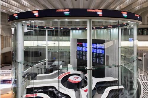Bursa Asia Menguat, Saham Chip Memimpin di Tengah Optimisme AI