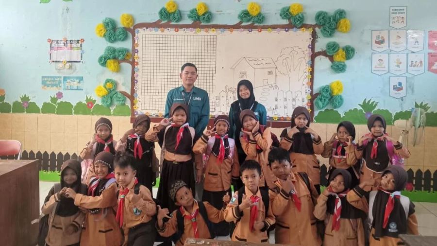 Mahasiswa KKN Tematik 26 Dadapkuning UMG Mengajar di UPT SD Negeri 58