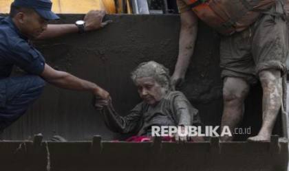 Korban Jiwa Banjir Bandang Nepal-China Capai 470 Orang, Ribuan Masih Hilang