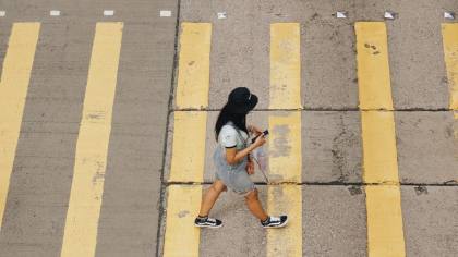 Kecanduan HP Bisa Pertaruhkan Nyawa dan Waktu, Ini Faktanya