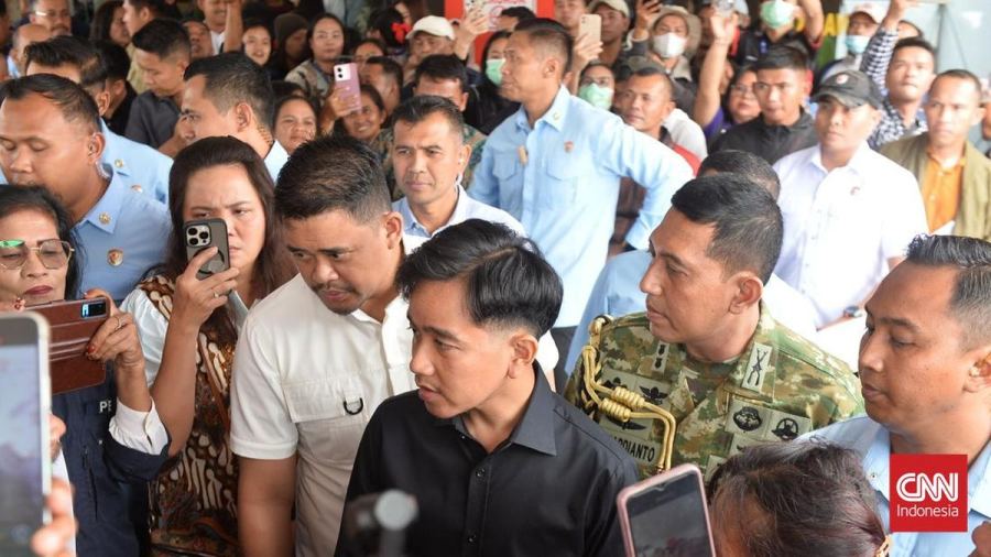 Gibran Ditemani Bobby Cek Korban Keracunan MBG: Biaya Kita Tanggung