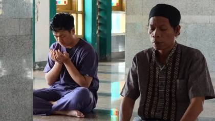 Bacaan Dzikir dan Doa Setelah Sholat Wajib Bahasa Arab/ Latin Lengkap Terjemahan
