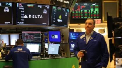 Wall Street Bervariasi: Dow Jones Raup Cuan, Nasdaq Tertekan Pelemahan Saham Teknologi