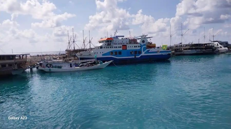 KMP Takabonerate Batal Berlayar ke Selayar Gara-gara Cuaca Buruk