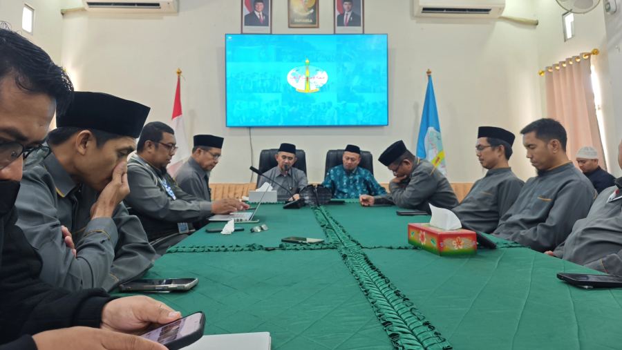 Berbagai Isu Marak di Media Sosial, Ustaz Rahmat Ingatkan Karyawan Jaga Tangan