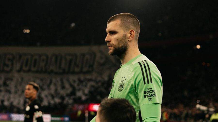 Hasil Liga Belanda: Maarten Paes Cadangan, Ajax Bantai Telstar 4-0