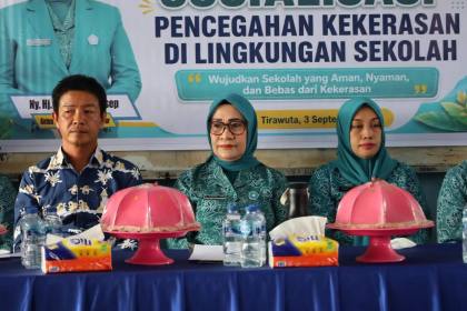 Tim Penggerak PKK Koltim Edukasi Siswa Cegah Kekerasan di Sekolah | LPP RRI