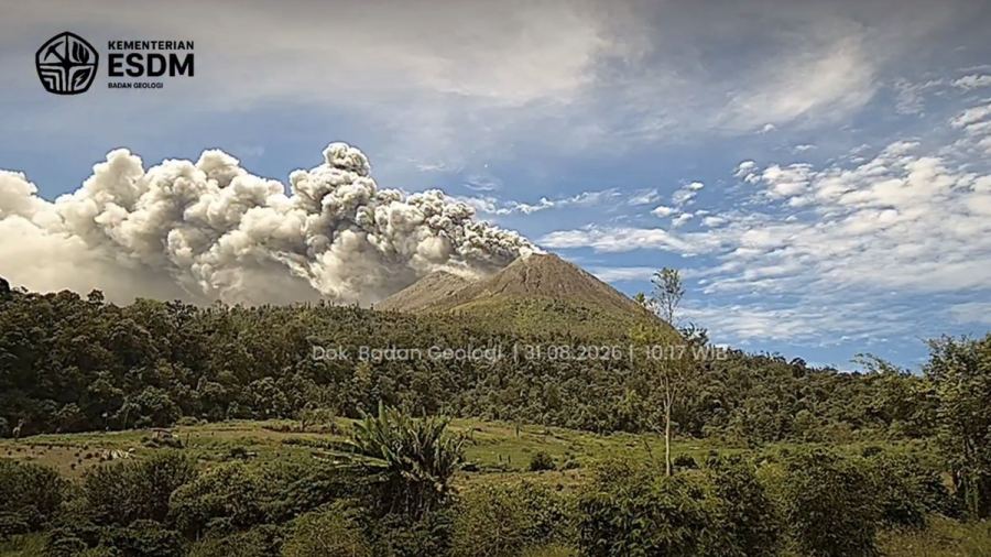 Hati-Hati! Gunung Sinabung Erupsi, Masuk Level Waspada