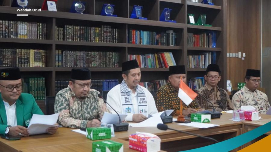 Ustaz Zaitun Himbau Mahasiswi RI di Azerbaijan Tetap Istiqamah Kenakan Jilbab