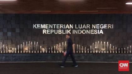 Kemlu RI Verifikasi Informasi Dugaan 8 WNI Jadi Tentara Bayaran Rusia