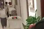 KPK Geledah Kantor Dinas Pendidikan Bogor, Kasus Meluas ke Pengadaan