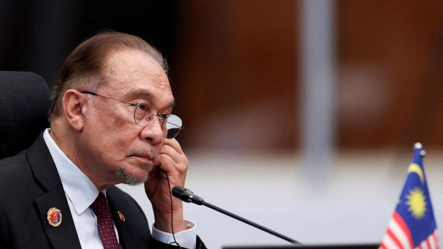 Malaysia Turunkan Harga BBM Non-Subsidi, Pastikan Subsidi Tetap Jalan