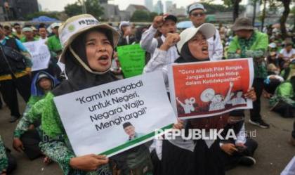 Di Tengah Kebijakan Alih Status Guru PPPK, Dewan Minta Pemerintah Perhatikan Guru Madrasah Swasta