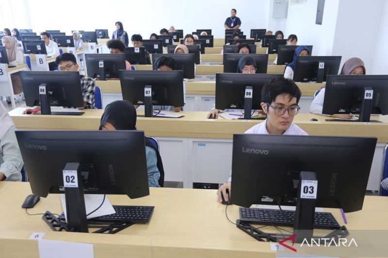 Evaluasi SNPMB, Mendiktisaintek dorong seleksi mahasiswa berintegritas