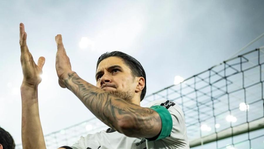 Gladbach Menang di DFB Pokal, Kevin Diks Masih Absen Secara Misterius