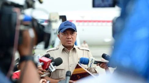Penjelasan Mensesneg Terkait Menhut dan Menteri LH Tak Dampingi Presiden Prabowo LH dalam Rakor Karhutla