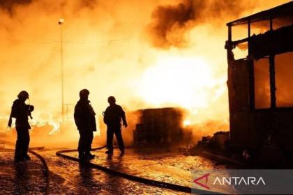Rusia serang pabrik logam terbesar untuk produk militer milik Ukraina