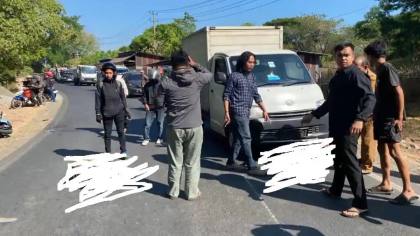 Mobil Boks vs Motor di Jalan Poros Sapaya Gowa, Satu Tewas