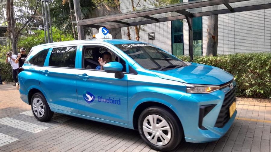 Ada Lowongan Kerja Lagi di Bluebird Group, Lulusan S1 hingga S2 Dicari