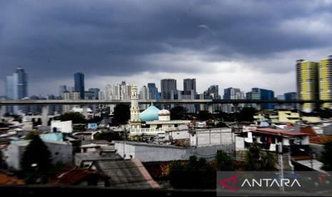Prakiraan Cuaca Jakarta Sabtu Ini: Jaksel dan Jaktim Berawan Tebal Pagi Hari