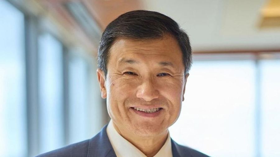 Dari Pengungsi Politik Jadi Investor Legendaris Wall Street