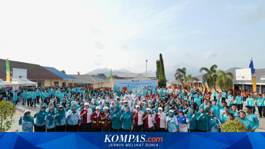Kunjungi SMAN 2 Kota Ternate, Ketum TP PKK Tekankan Pentingnya Hidup Sehat