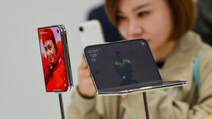 HP Lipat Pertama Ternyata Buatan China, Apple Telat 8 Tahun