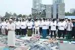Hujan Turun di Kalteng Beberapa Jam Usai Salat Istisqa, Karhutla Tetap Diwaspadai