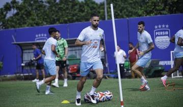 Ribuan Bobotoh Hadiri Latihan Persib Jelang Laga Tandang Kontra Persija