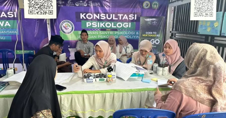 Relawan Psikologi Santri Gelar Konsultasi Gratis di Arena Muktamar ke-35 NU