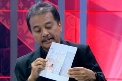 Selain Ijazah, Roy Suryo Kuliti Skripsi Jokowi yang Dinilai Banyak Kejanggalan