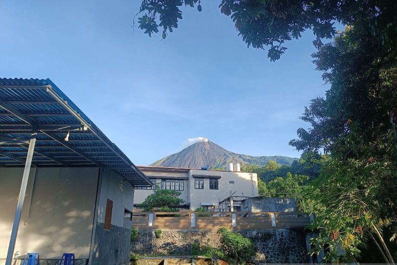 Pos PGA: Tiga kampung waspadai guguran lava Gunung Karangetang