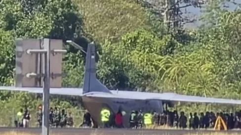 Pesawat Cassa Tergelincir di Runway Bandara Sultan Hasanuddin
