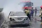 Kronologi Mobil Sedan Camry Terbakar di Tol Layang MBZ Jakarta-Cikampek, Sopir dan Penumpang Selamat