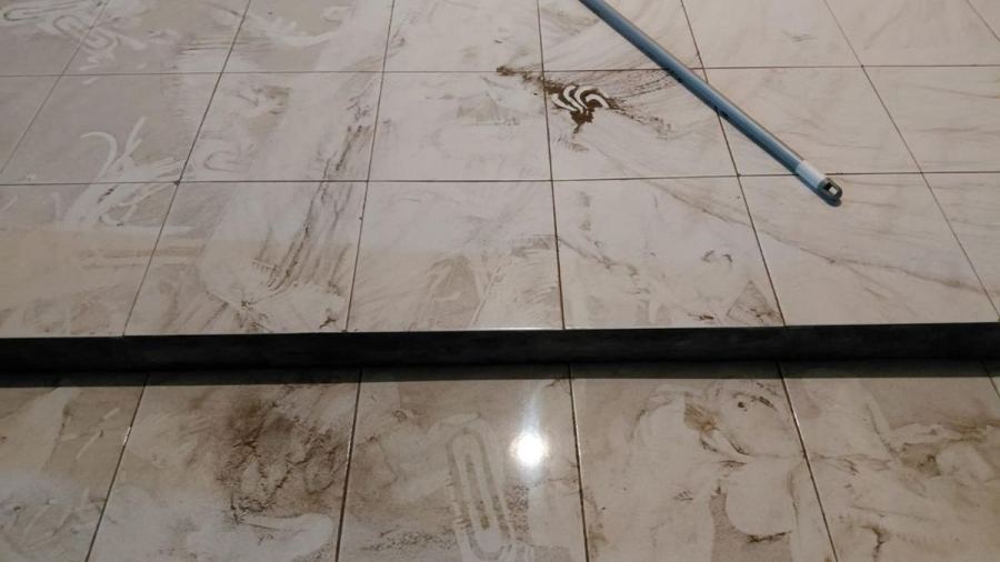 Abu Vulkanik Anak Krakatau Bergerak ke Barat, Bandar Lampung Hujan Abu
