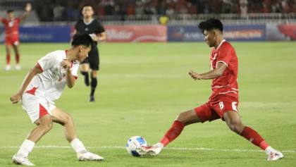 Gempur Pertahanan Malaysia, Indonesia Ditahan Imbang di Babak I