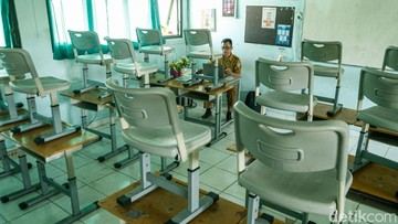 PJJ Imbas Abu Vulkanik Diterapkan di Daerah-Daerah Ini, Sampai Kapan?